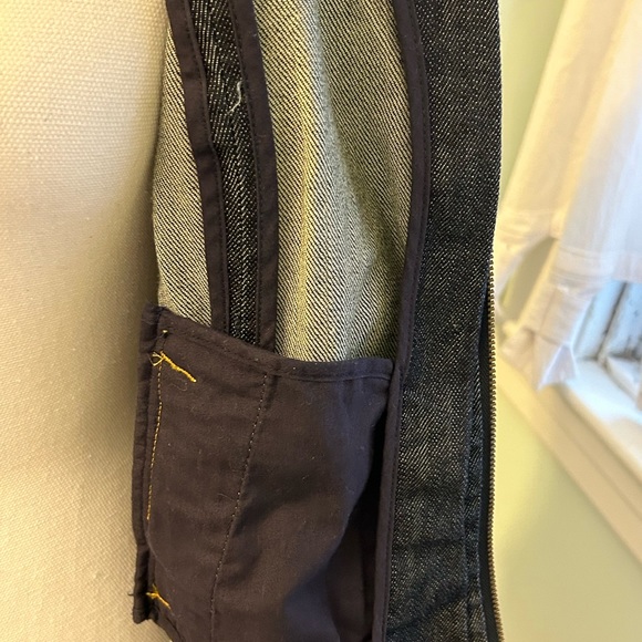 Banana Republic Jean Jacket - Picture 7 of 11
